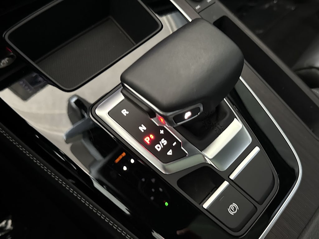 Thumbnail: 2022 Audi Q5 - 15