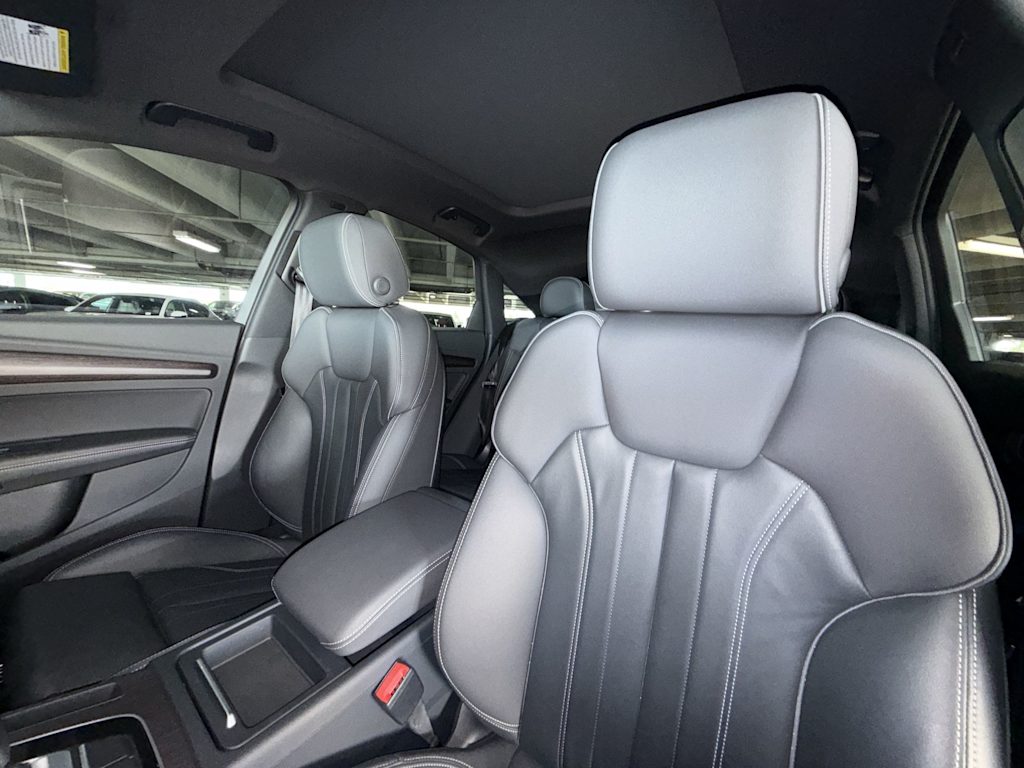 Thumbnail: 2022 Audi Q5 - 10