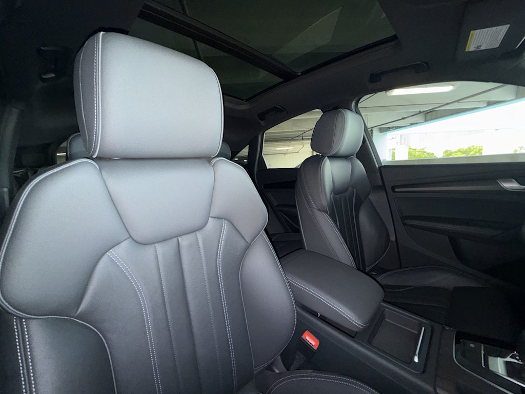 Thumbnail: 2022 Audi Q5 - 29
