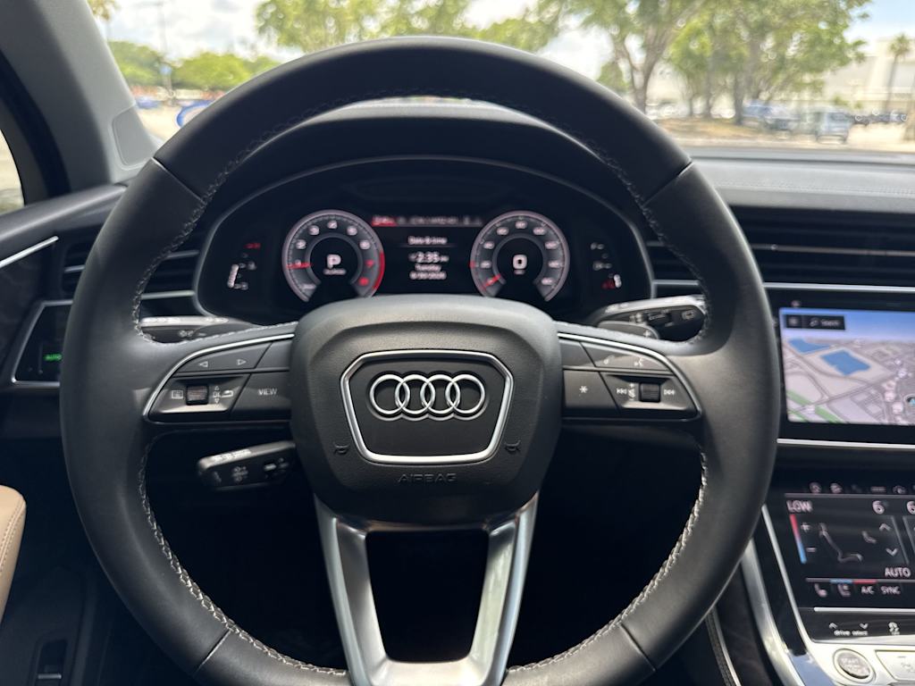 Thumbnail: 2025 Audi Q7 - 10