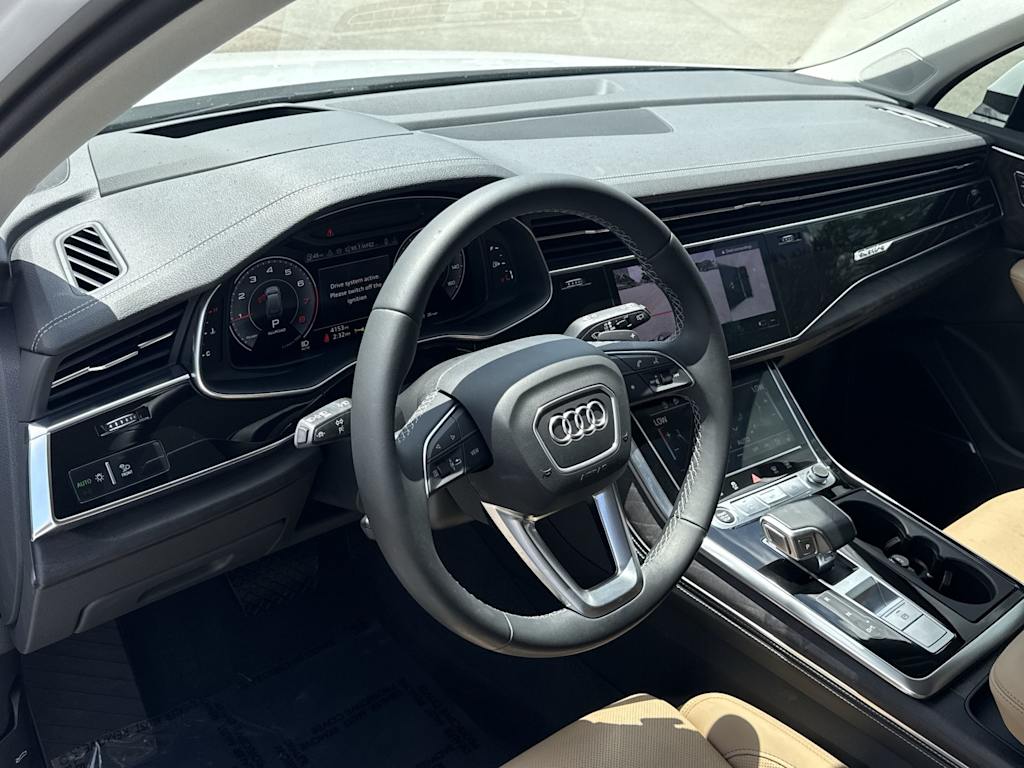 Thumbnail: 2025 Audi Q7 - 2