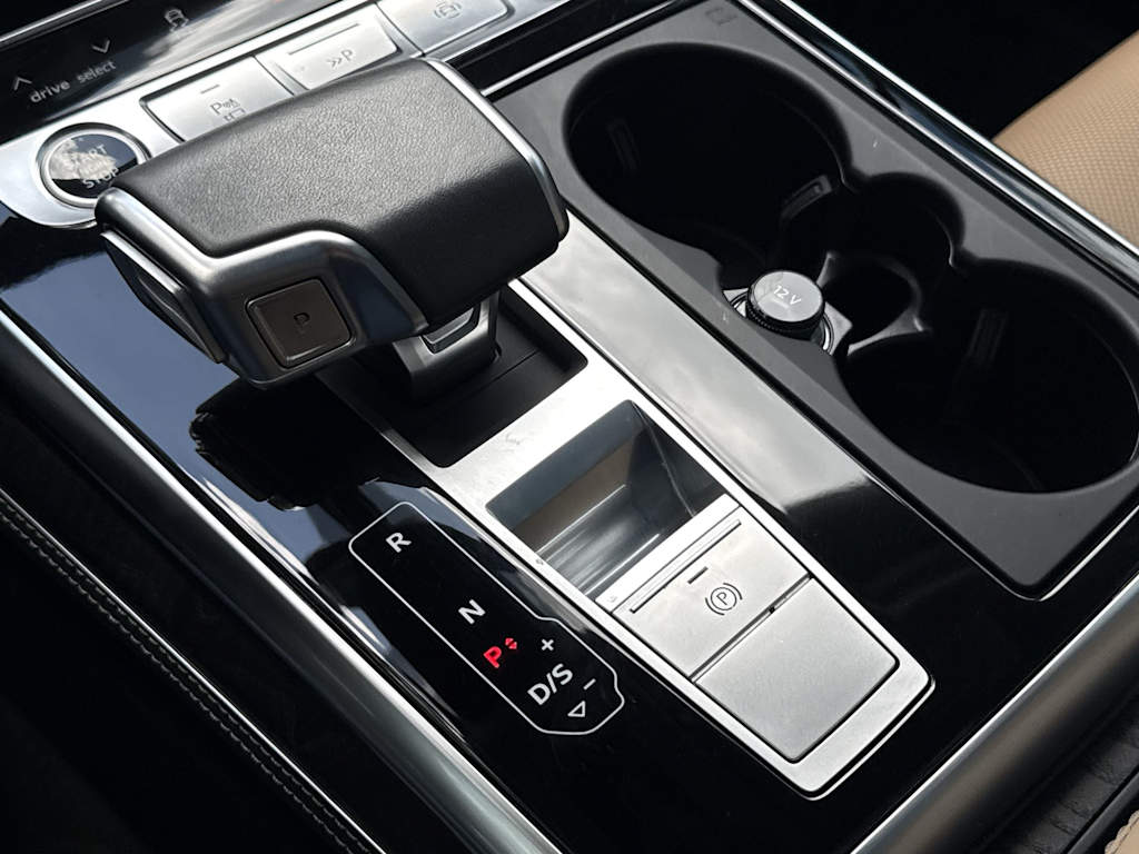 Thumbnail: 2025 Audi Q7 - 16