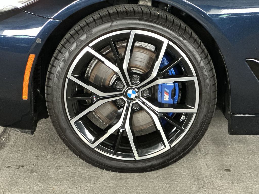 Thumbnail: 2023 BMW 5 Series - 7