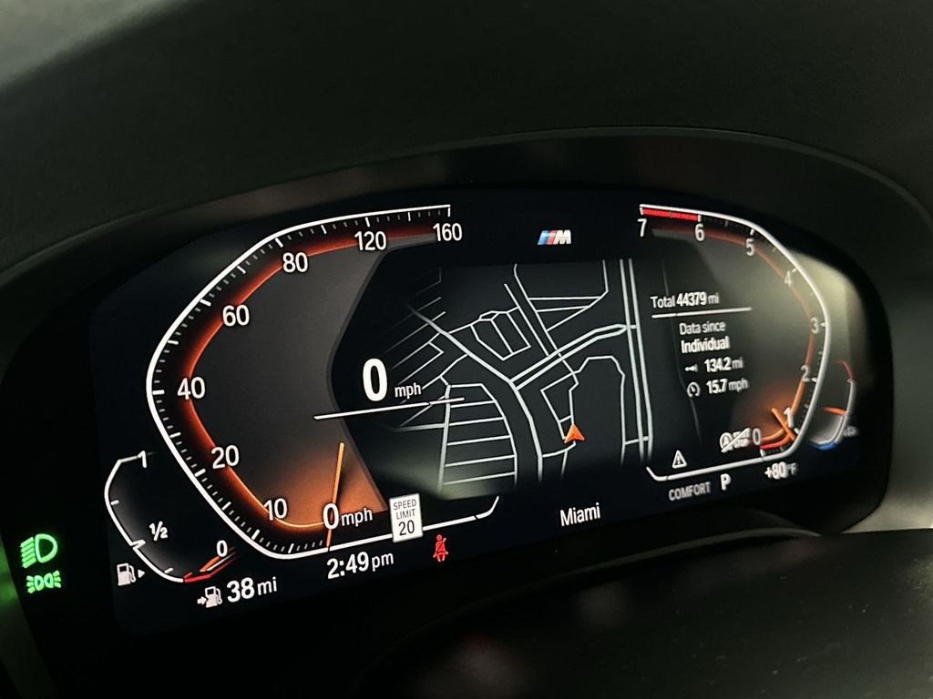 Thumbnail: 2023 BMW 5 Series - 23