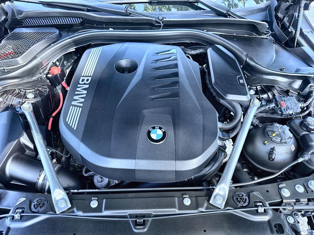 Thumbnail: 2024 BMW 5 Series - 8