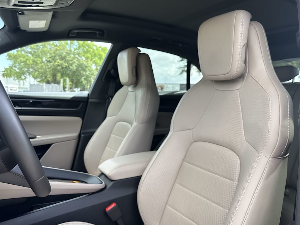Thumbnail: 2025 Porsche Macan - 10