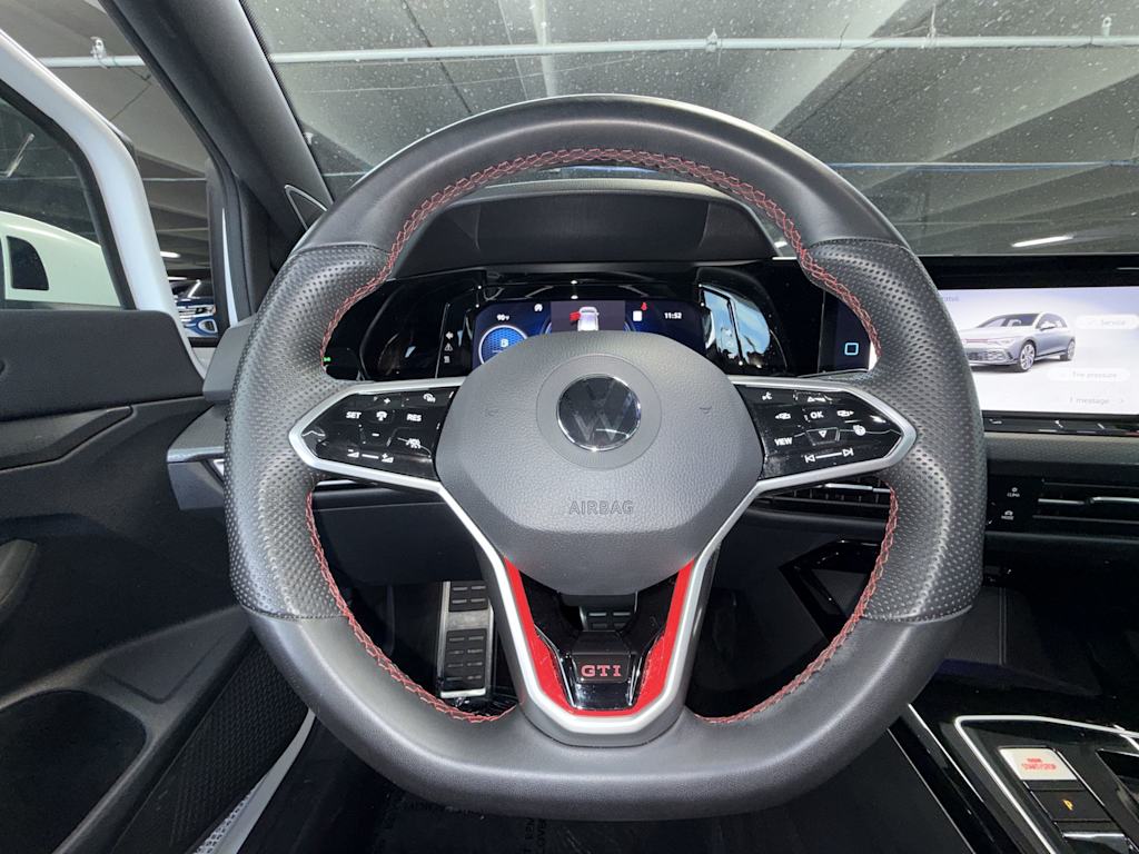 Thumbnail: 2023 Volkswagen Golf - 10