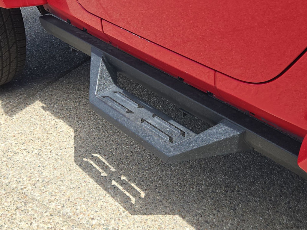 Thumbnail: 2013 Jeep Wrangler - 32