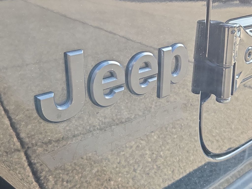 Thumbnail: 2021 Jeep Wrangler - 23