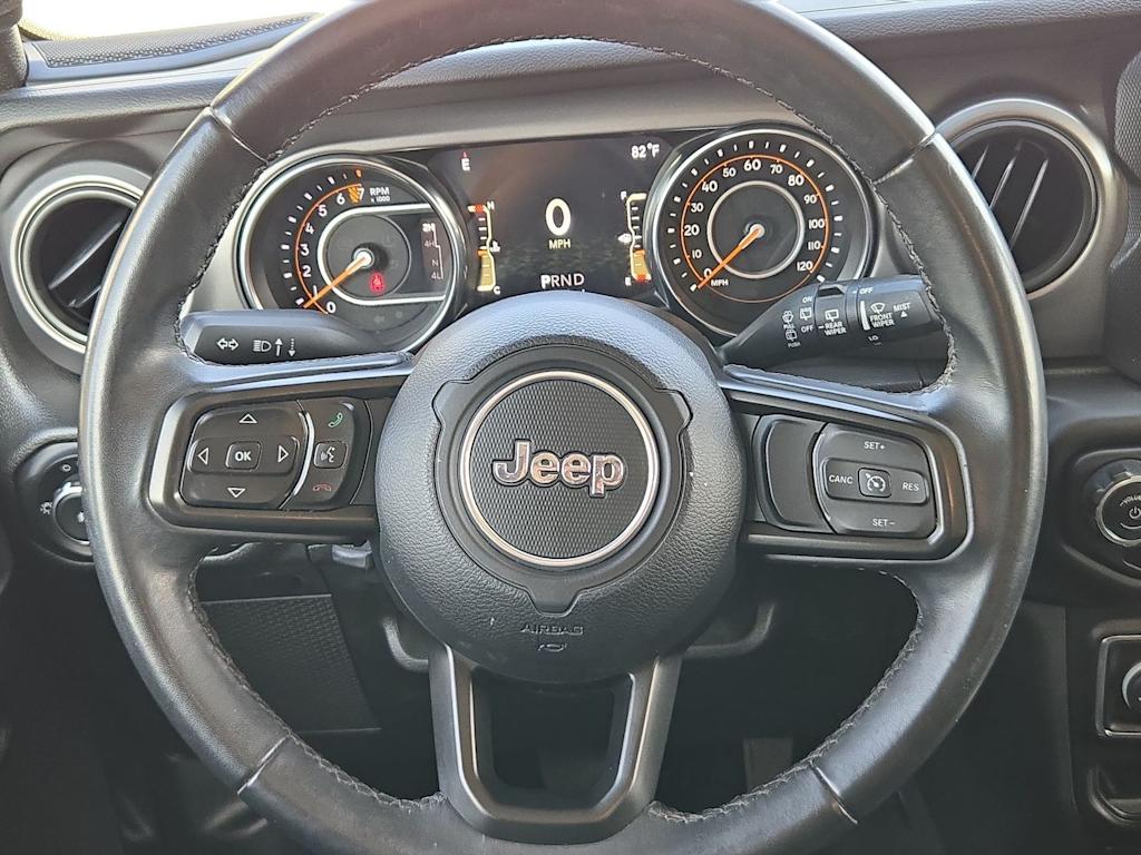 Thumbnail: 2021 Jeep Wrangler - 13
