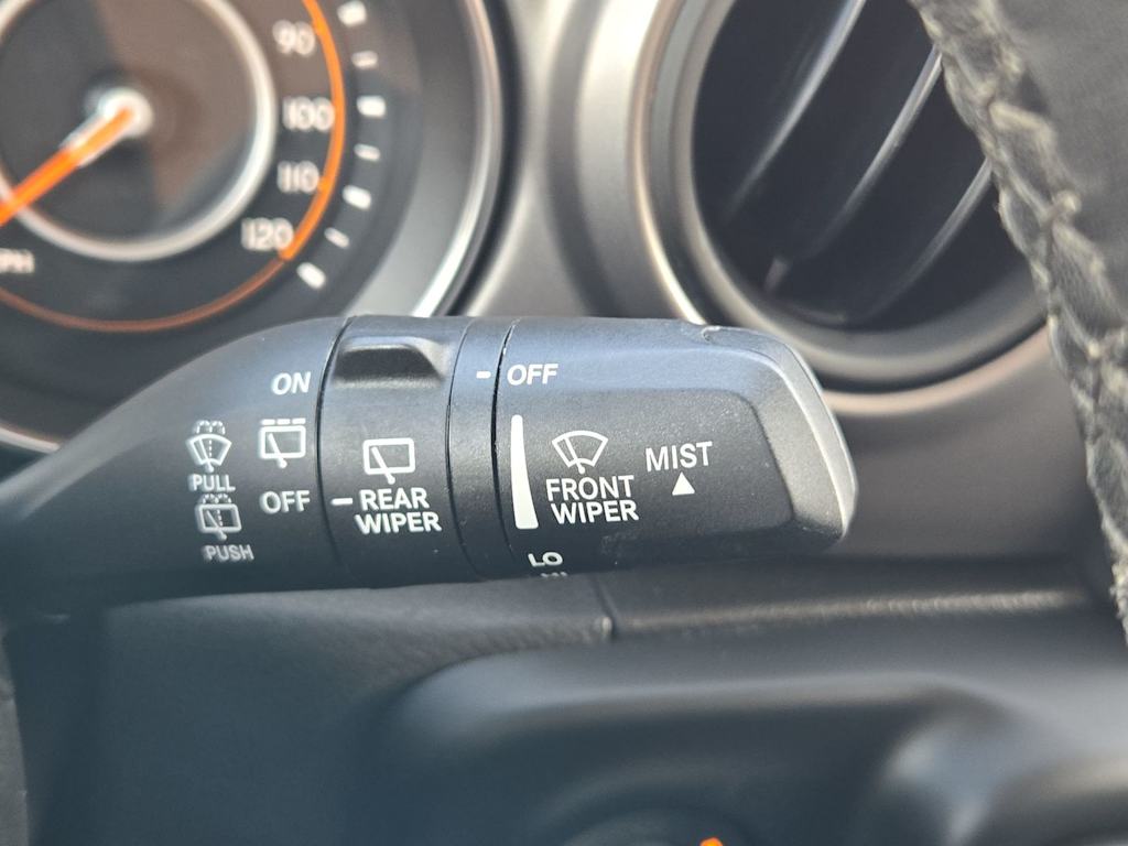 Thumbnail: 2021 Jeep Wrangler - 29