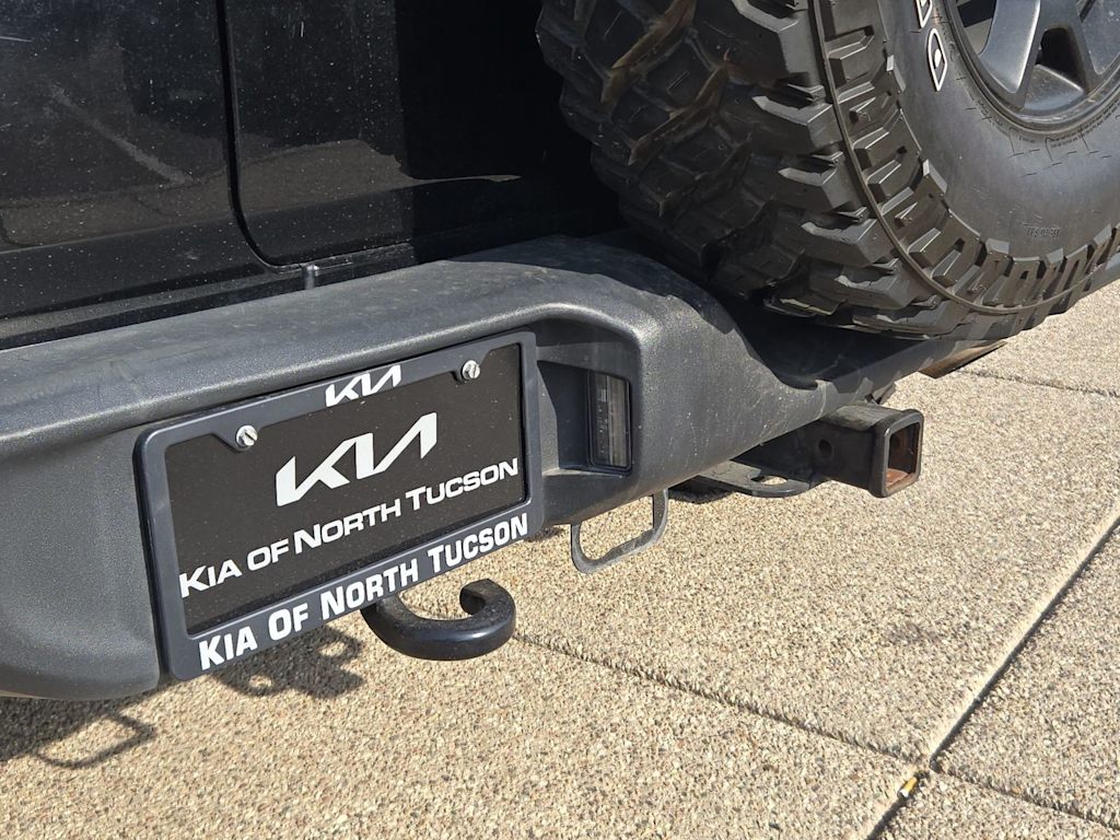 Thumbnail: 2021 Jeep Wrangler - 32