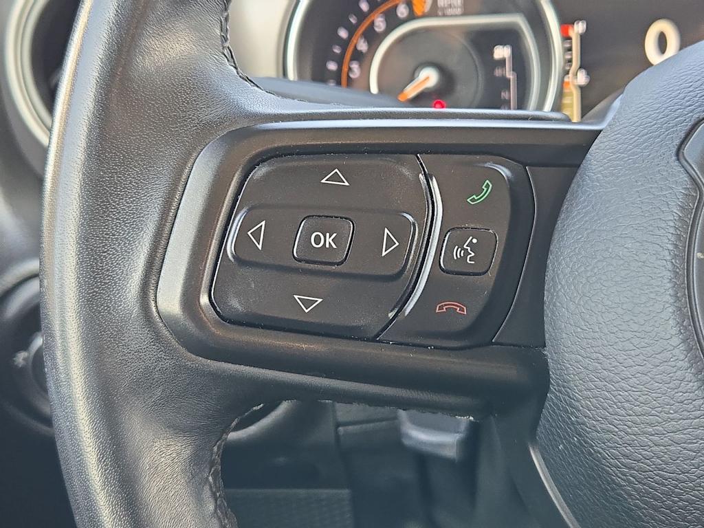 Thumbnail: 2021 Jeep Wrangler - 27