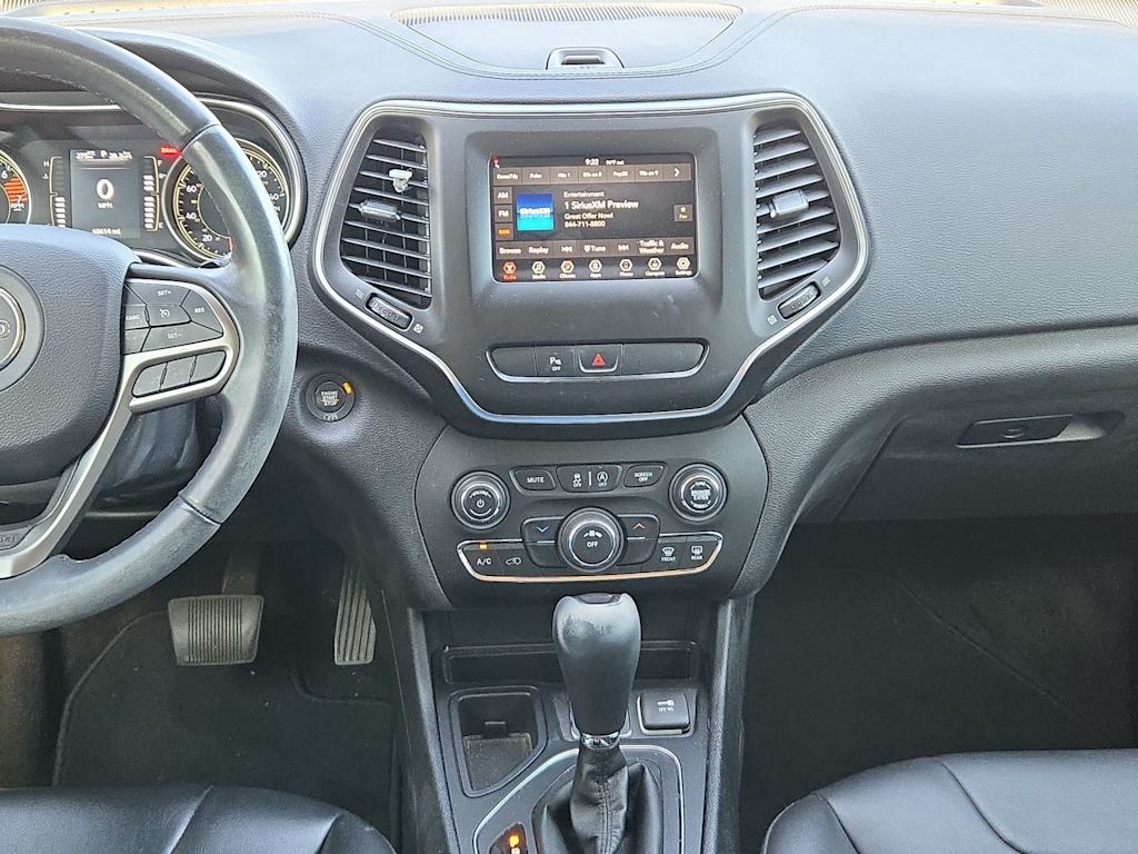 Thumbnail: 2019 Jeep Cherokee - 13