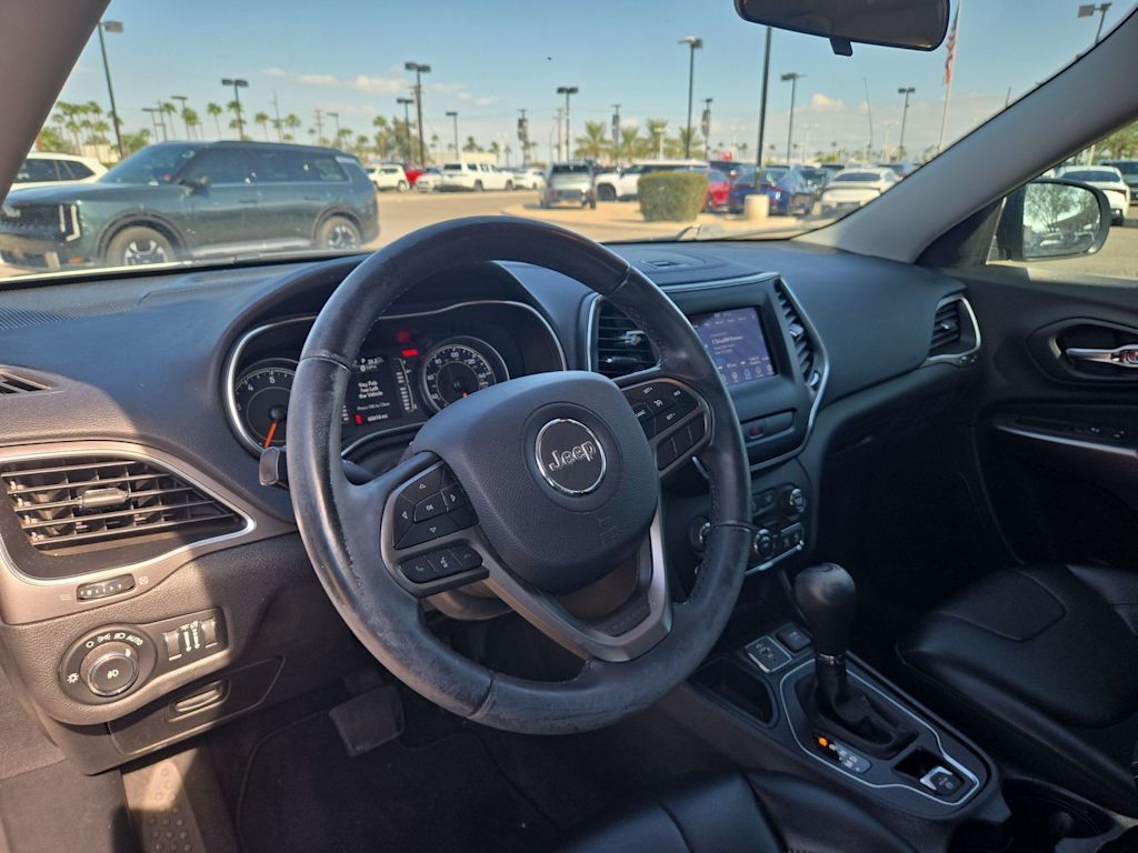 Thumbnail: 2019 Jeep Cherokee - 2