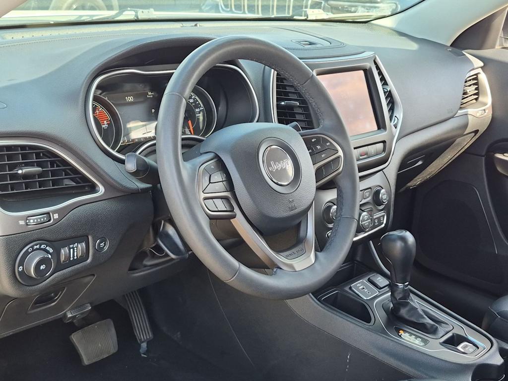 Thumbnail: 2022 Jeep Cherokee - 2