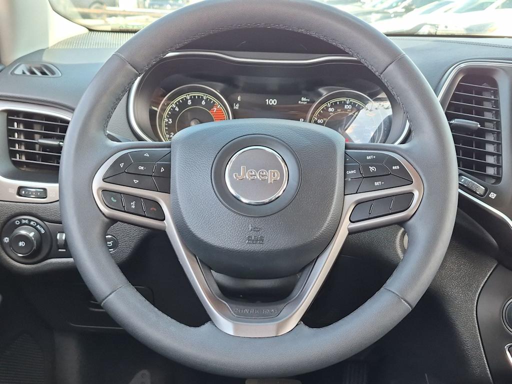 Thumbnail: 2022 Jeep Cherokee - 13