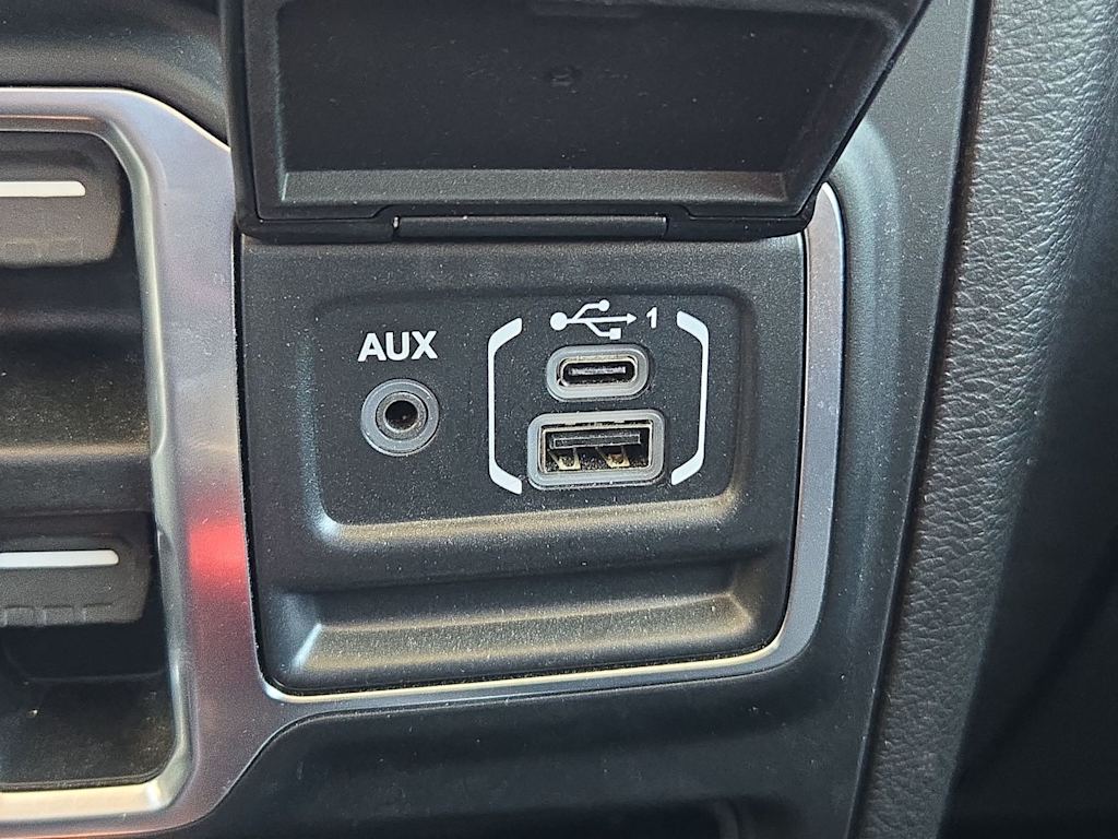 Thumbnail: 2020 Jeep Gladiator - 31