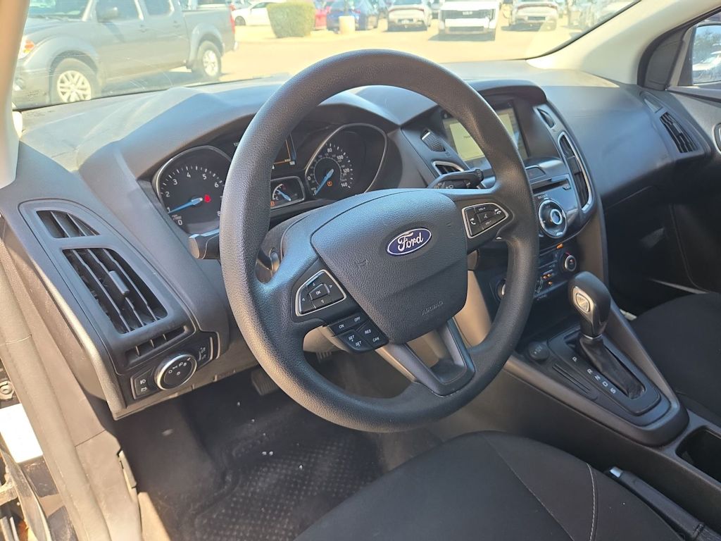 Thumbnail: 2018 Ford Focus - 2
