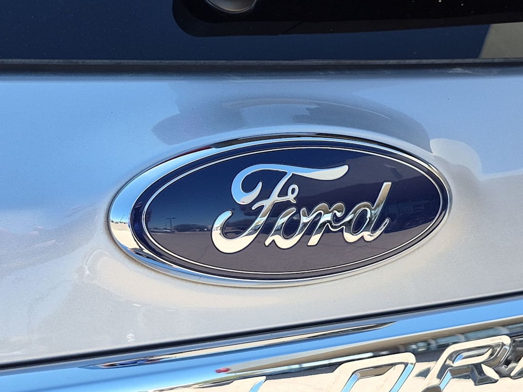 Thumbnail: 2018 Ford Explorer - 7