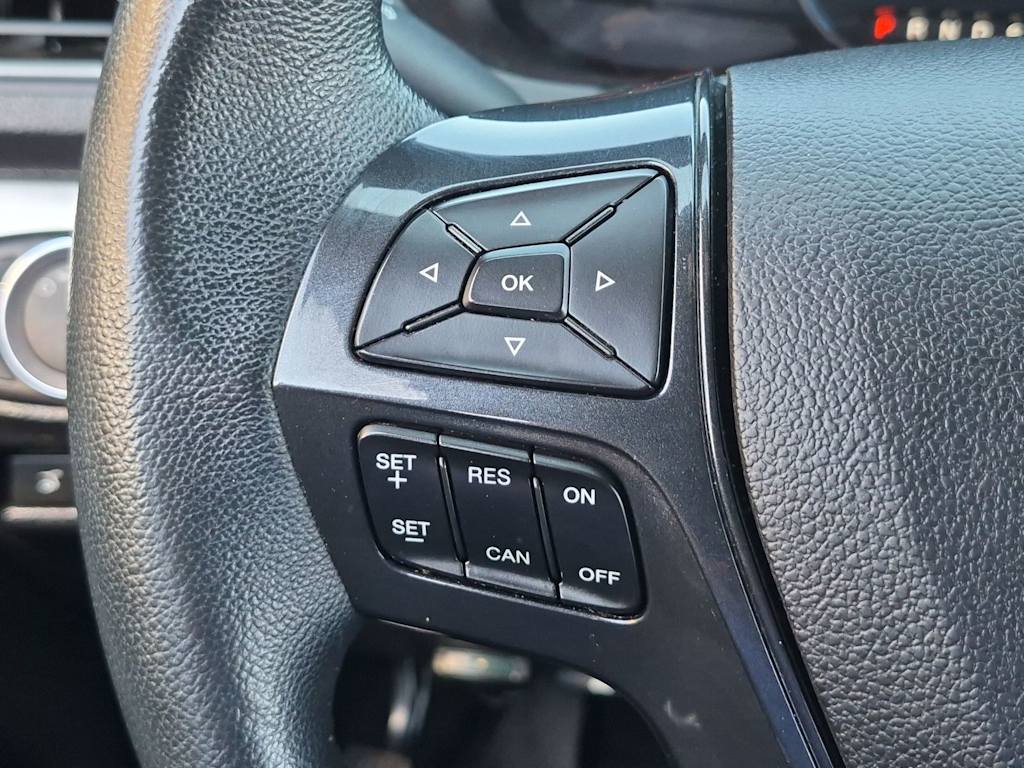 Thumbnail: 2018 Ford Explorer - 29