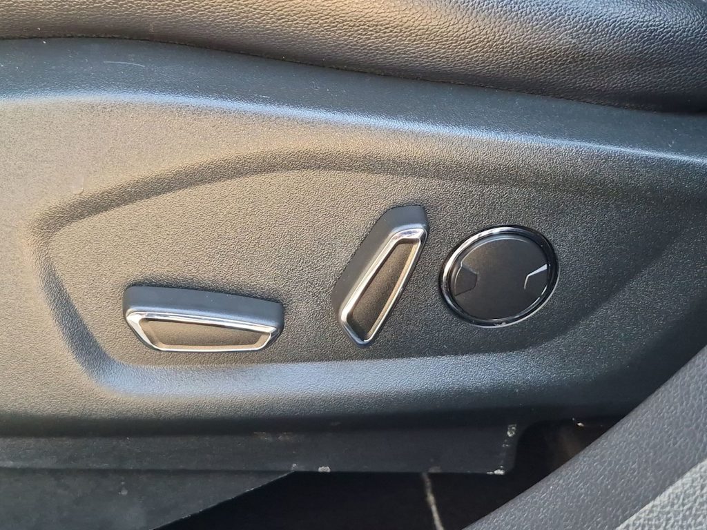 Thumbnail: 2018 Ford Explorer - 26