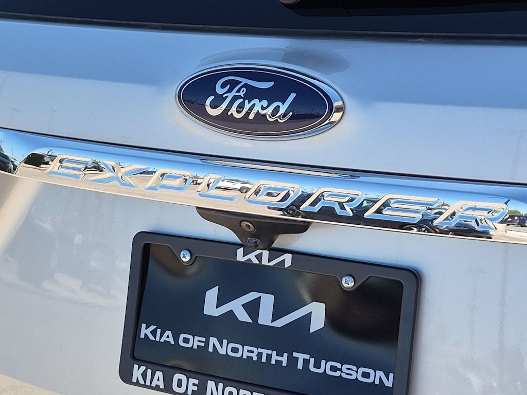 Thumbnail: 2018 Ford Explorer - 25