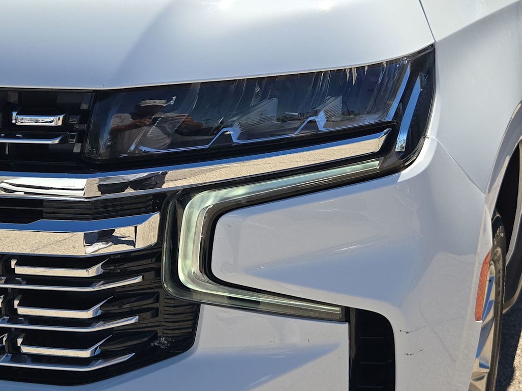 Thumbnail: 2024 Chevrolet Suburban - 23