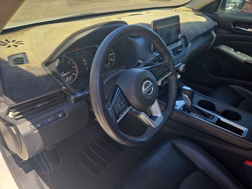 Thumbnail: 2020 Nissan Altima - 2