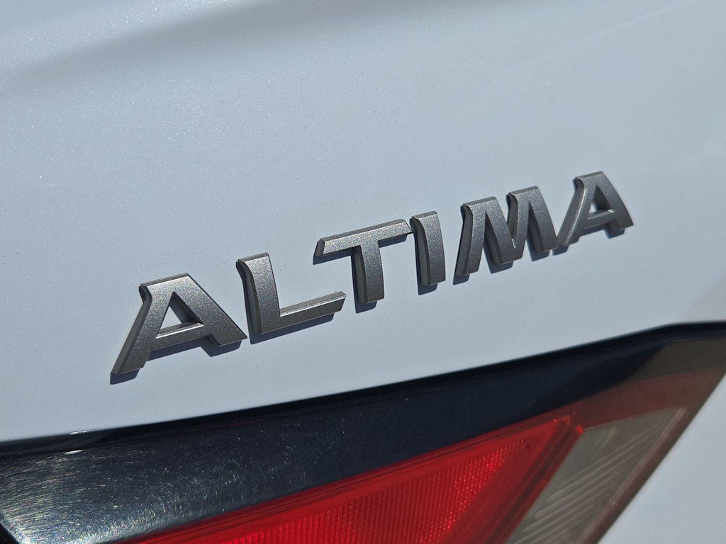 Thumbnail: 2024 Nissan Altima - 25