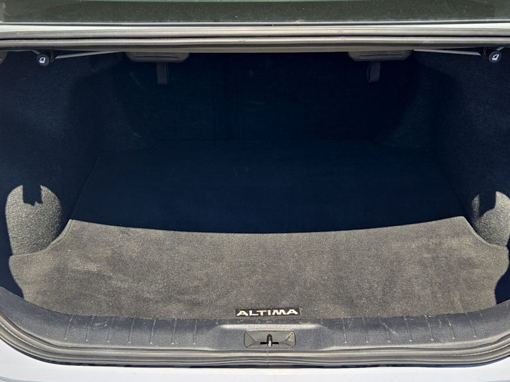 Thumbnail: 2024 Nissan Altima - 18