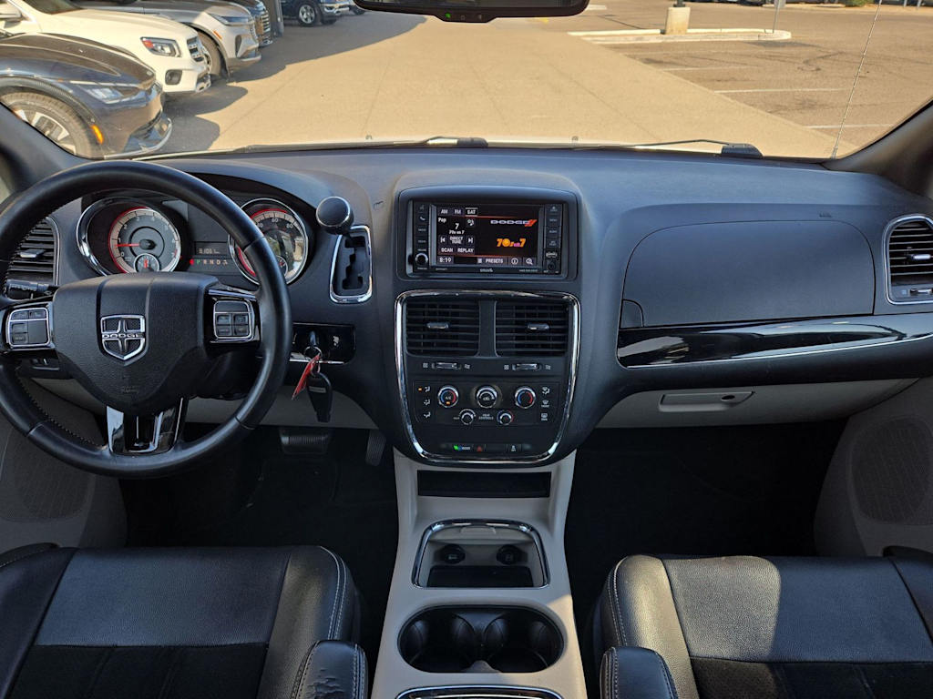 Thumbnail: 2018 Dodge Grand Caravan - 9