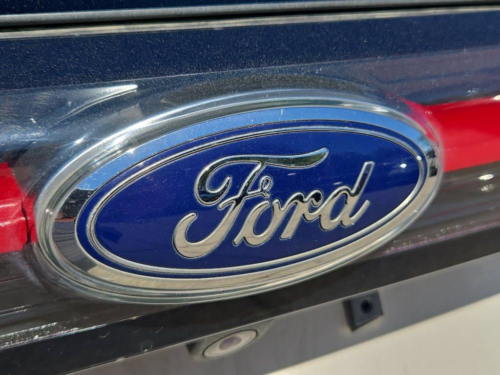 Thumbnail: 2016 Ford Edge - 7