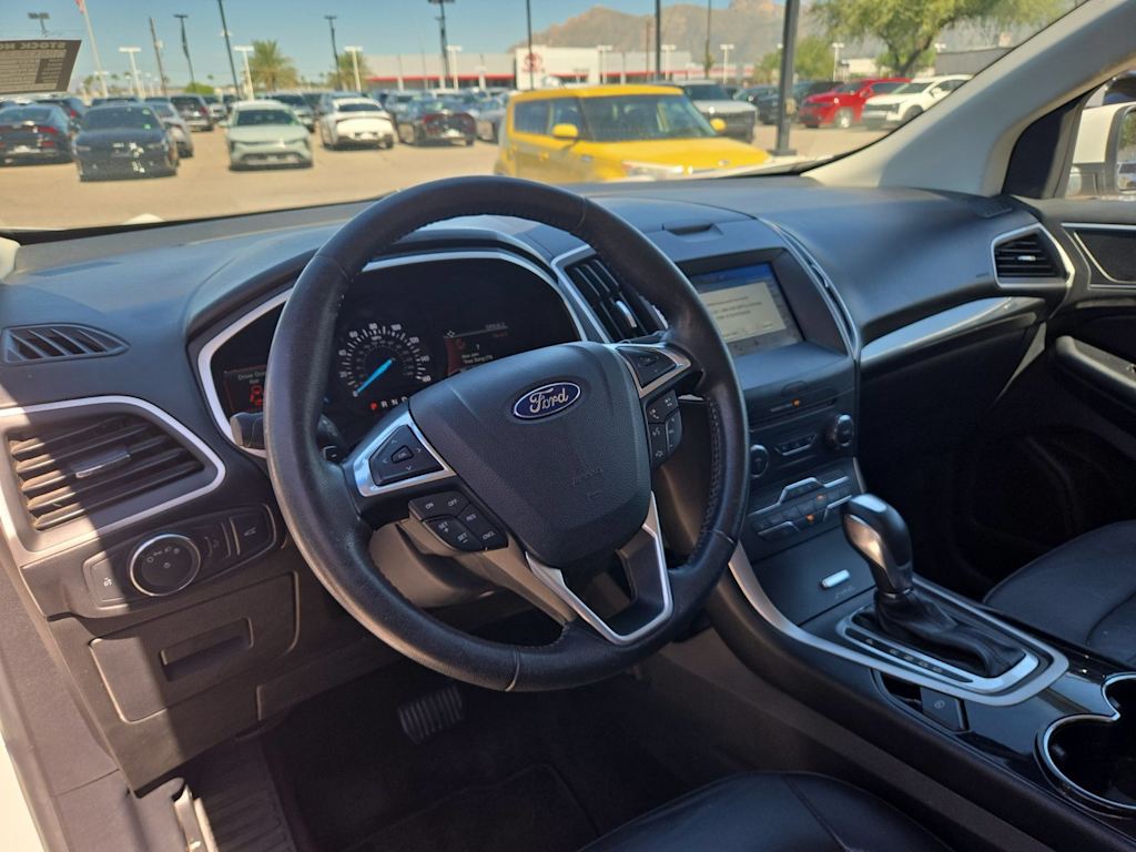 Thumbnail: 2016 Ford Edge - 2