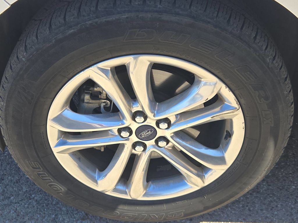 Thumbnail: 2016 Ford Edge - 8