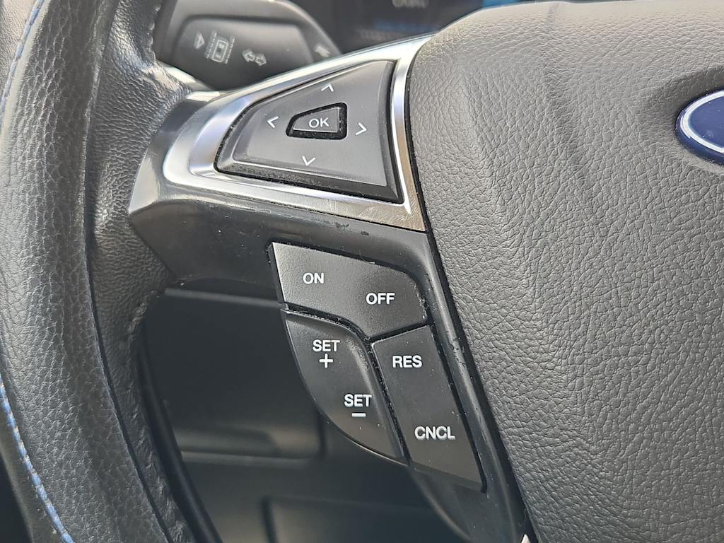 Thumbnail: 2020 Ford Edge - 28