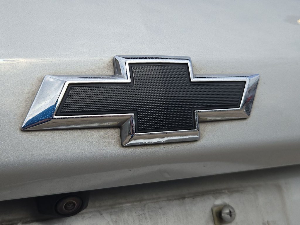 Thumbnail: 2021 Chevrolet Equinox - 16