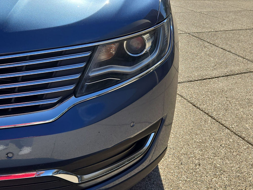 Thumbnail: 2018 Lincoln MKX - 23
