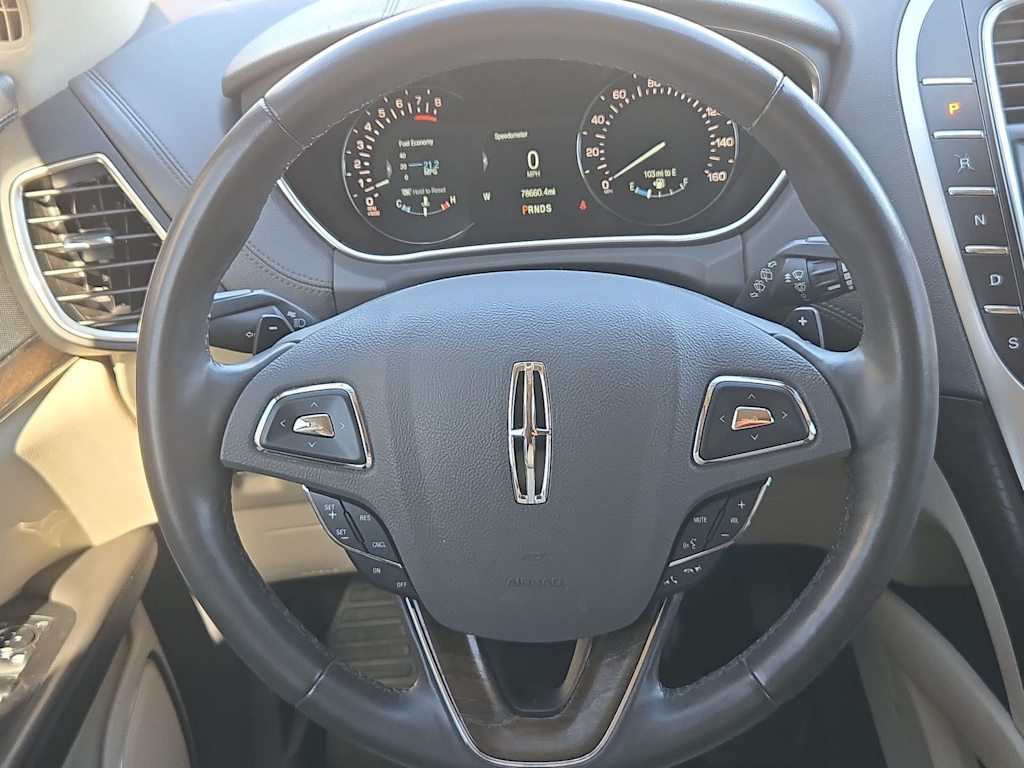 Thumbnail: 2018 Lincoln MKX - 13