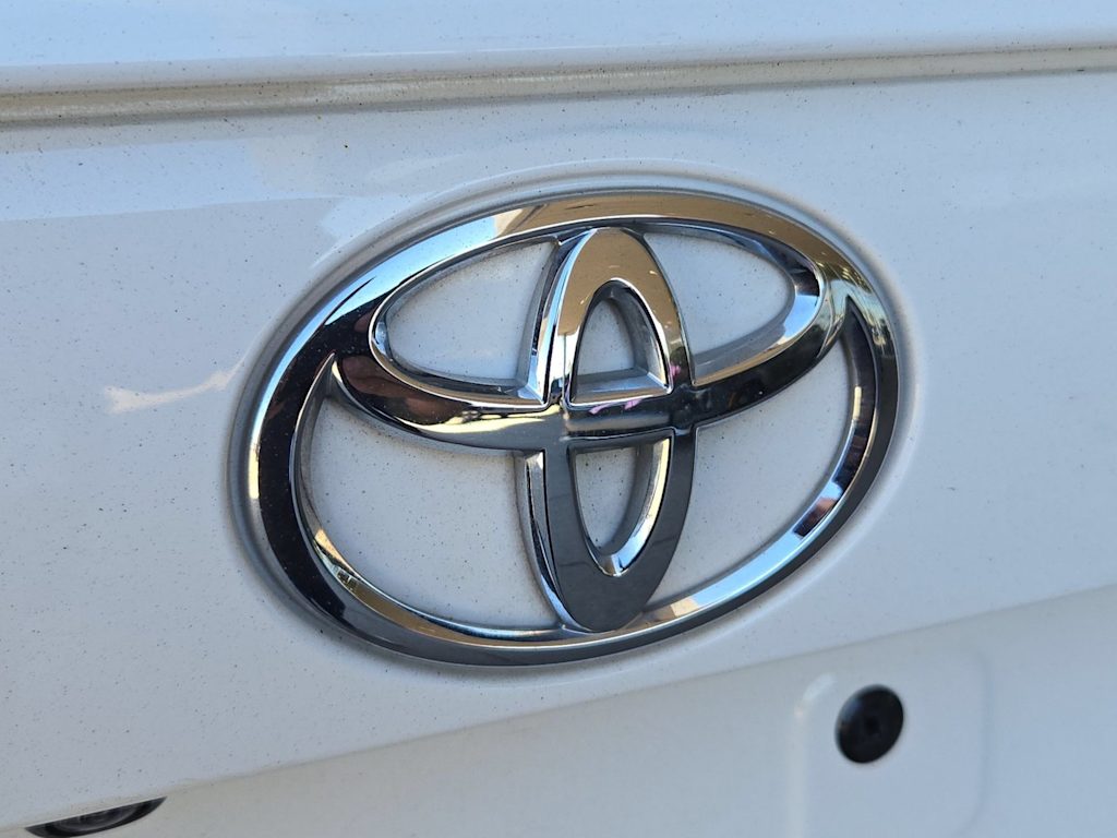 Thumbnail: 2025 Toyota RAV4 - 7