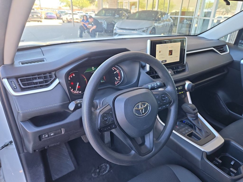 Thumbnail: 2025 Toyota RAV4 - 2