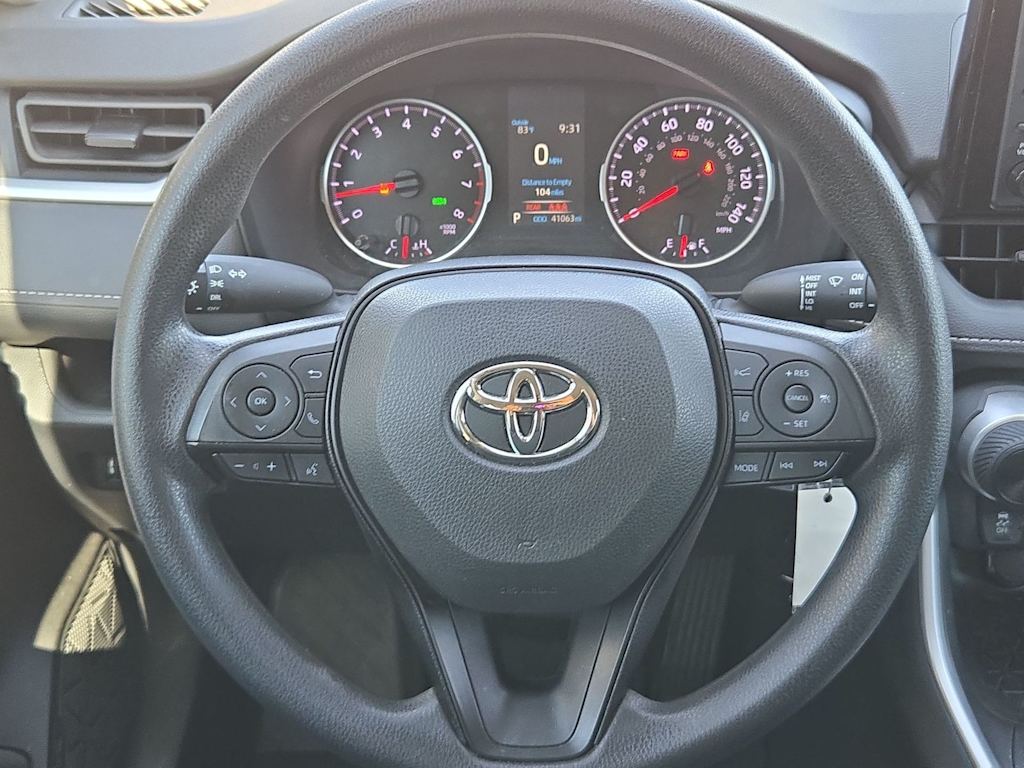 Thumbnail: 2022 Toyota RAV4 - 13