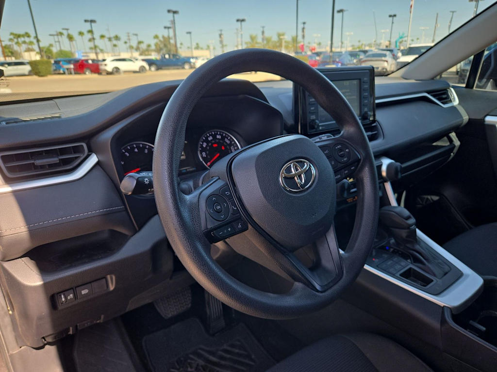 Thumbnail: 2022 Toyota RAV4 - 2