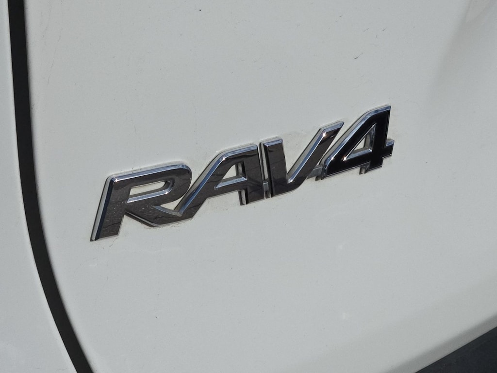 Thumbnail: 2024 Toyota RAV4 - 25