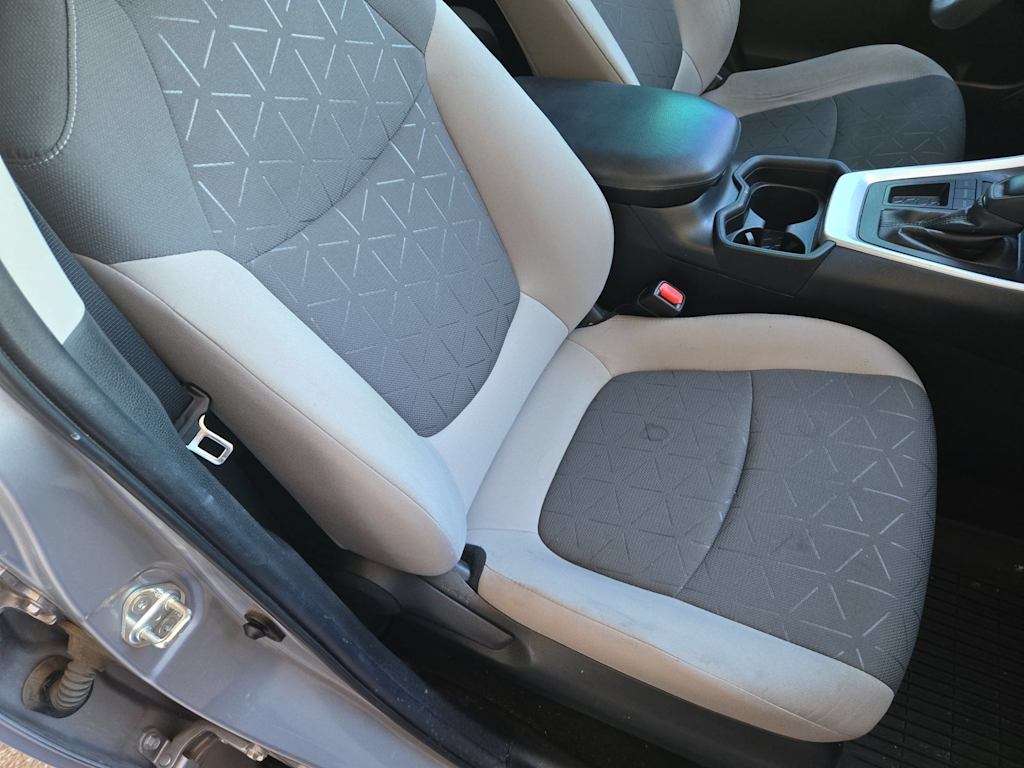 Thumbnail: 2020 Toyota RAV4 - 29