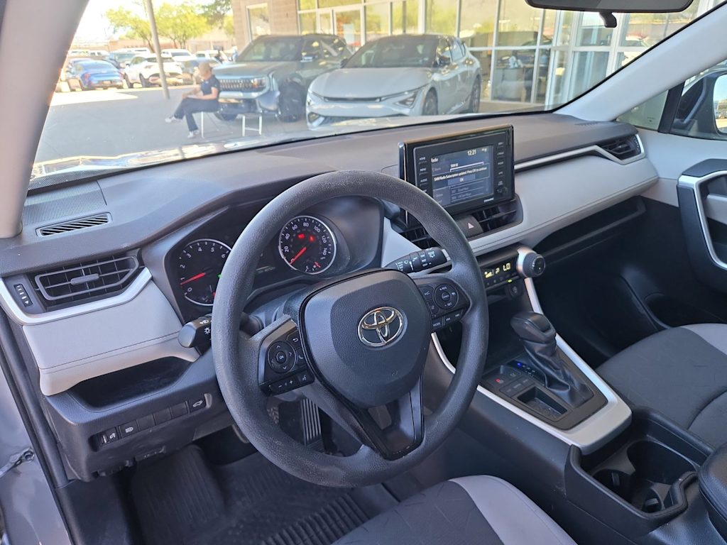 Thumbnail: 2020 Toyota RAV4 - 2