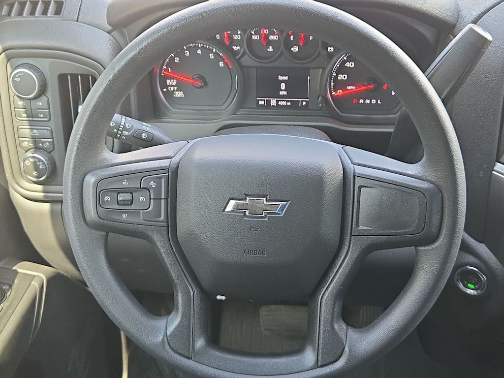 Thumbnail: 2026 Chevrolet Silverado 1500 - 12