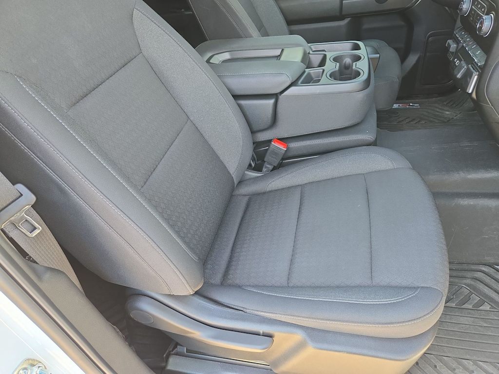 Thumbnail: 2026 Chevrolet Silverado 1500 - 10