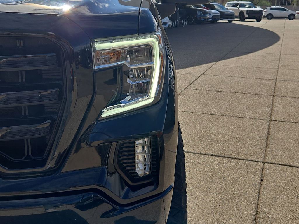 Thumbnail: 2022 GMC Sierra 1500 - 23