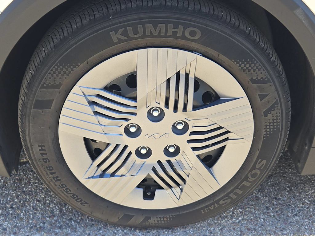 Thumbnail: 2025 Kia K4 - 8